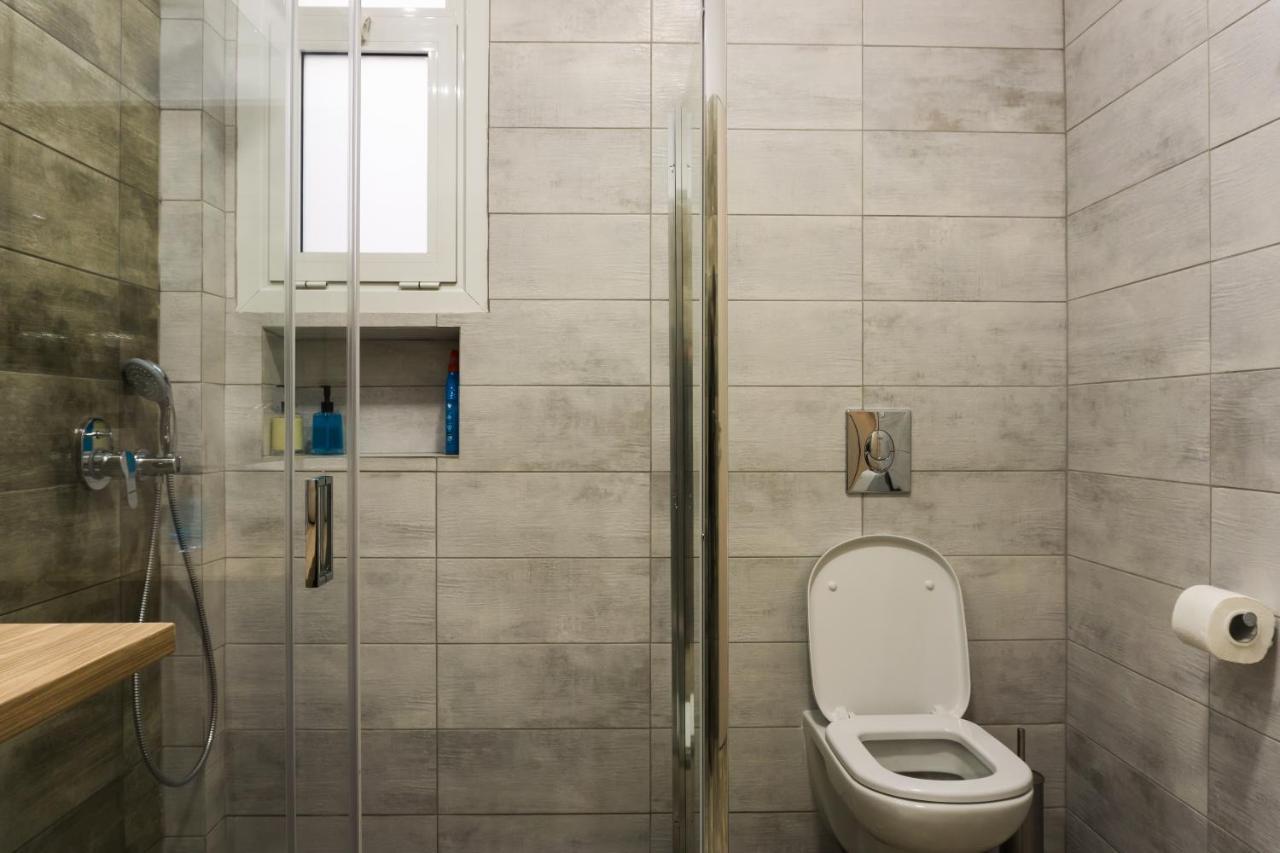 Comfort Zone Apartment In The Heart Of أثينا المظهر الخارجي الصورة
